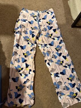 Boden light pink floral pattern pajama pants